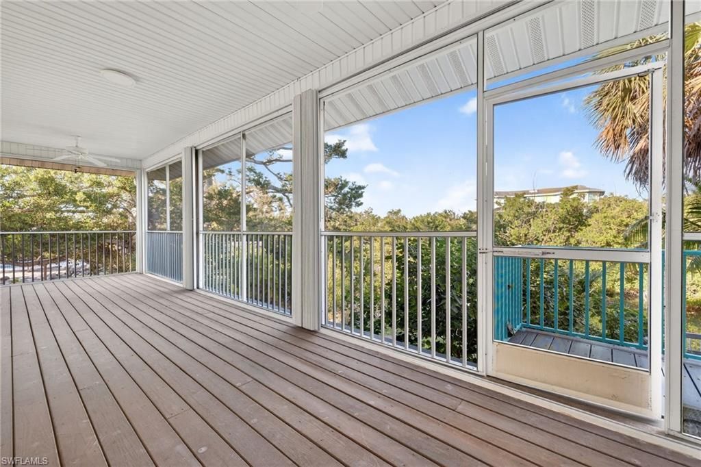 6476 Pine Ave, Sanibel, FL 33957 Photo