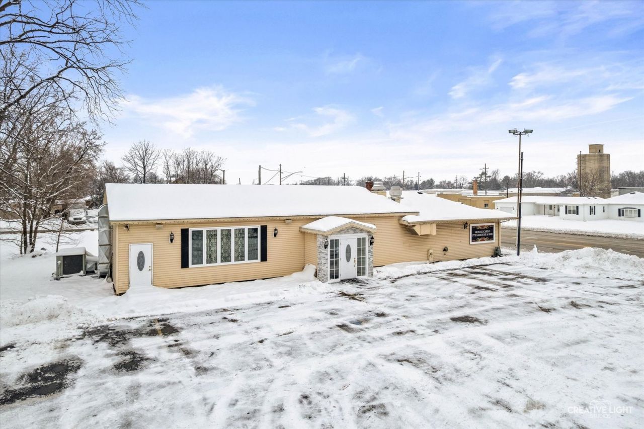 209 W South Street, Plano, IL 60545