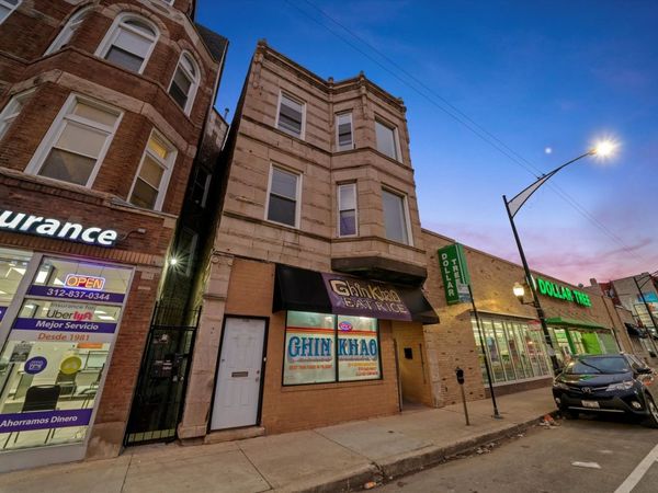 2128 W CERMAK Road, Chicago, IL 60608