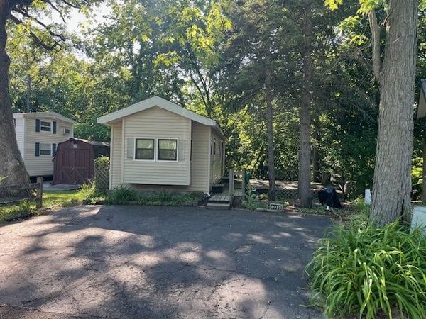 2795 E 28th Lot 235 Road, Seneca, IL 61360