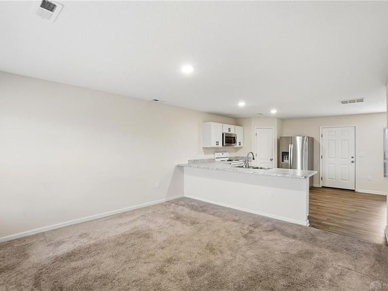 60 Tarragon Way, New Lebanon, OH 45345 Photo 21