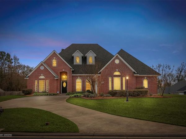 304 Dogwood South Lane, Haughton, LA 71037