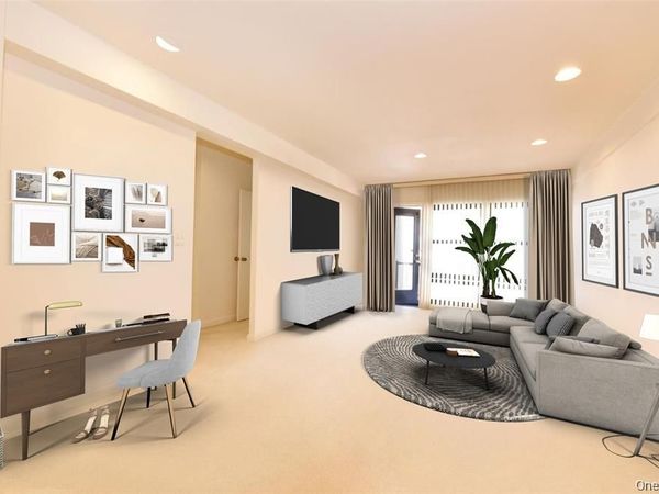 15 Hill Park Avenue, Unit 2-C, Great Neck, NY 11021