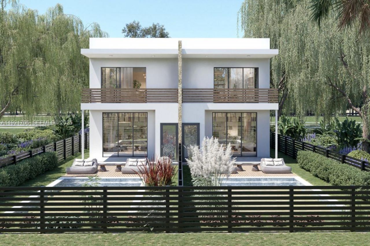 3320 SW 23rd St , Miami, FL 33145 Photo