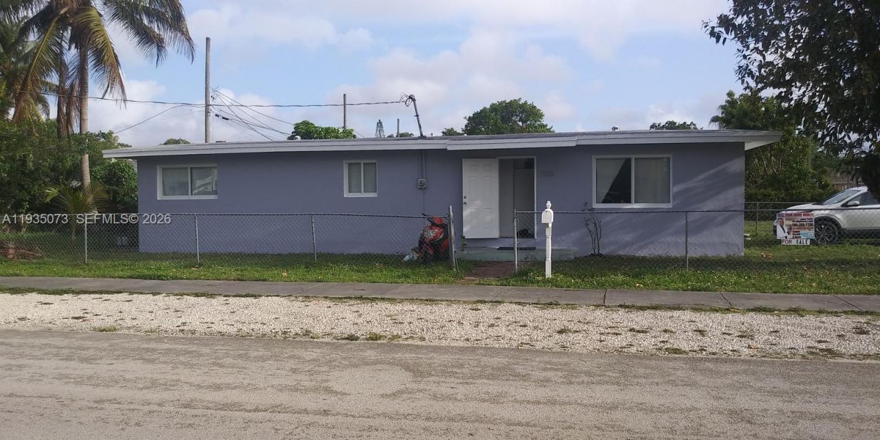 3001 NW 56th St, Miami, FL 33142 Photo