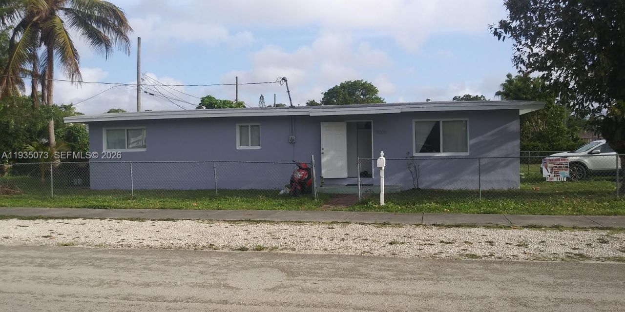 3001 NW 56th St, Miami, FL 33142 Photo