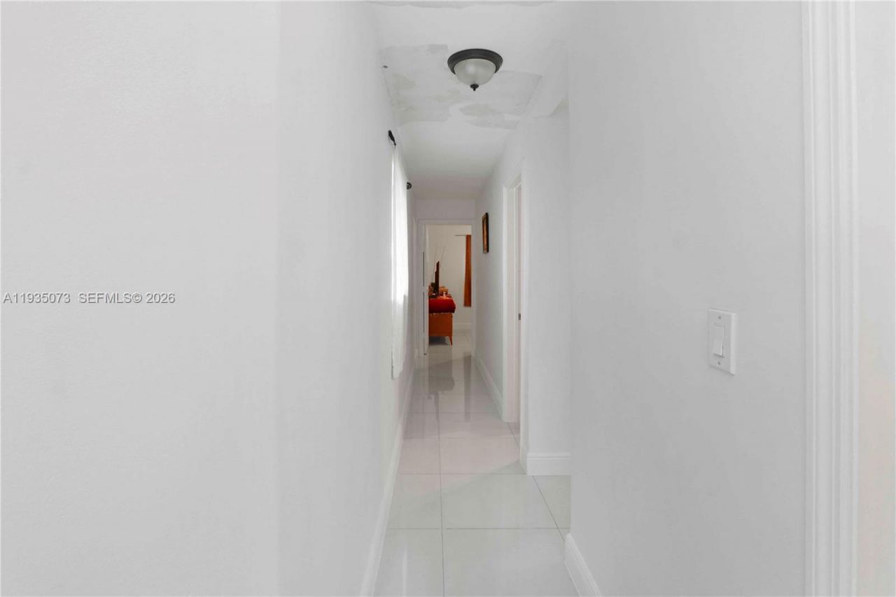 3001 NW 56th St, Miami, FL 33142 Photo