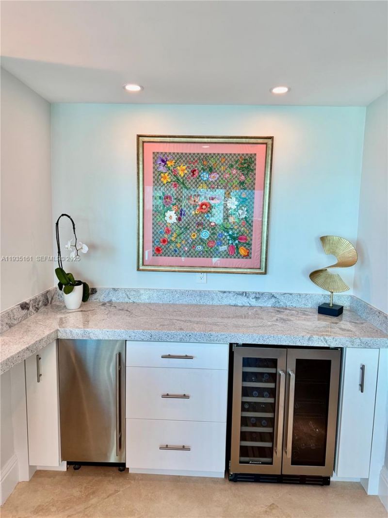 1200 Holiday Dr, Unit 705, Fort Lauderdale, FL 33316 Photo