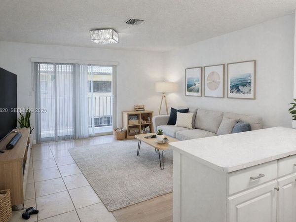 8851 NW 119th St , Unit 4303, Hialeah Gardens, FL 33018