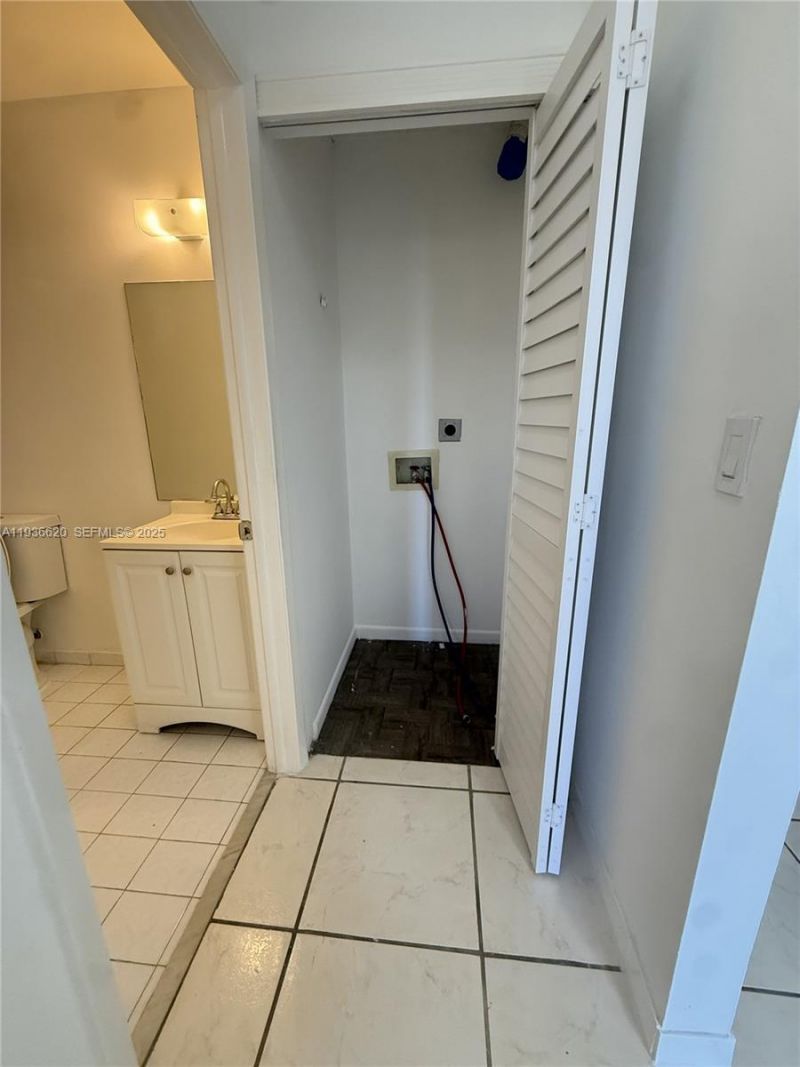 8851 NW 119th St , Unit 4303, Hialeah Gardens, FL 33018 Photo