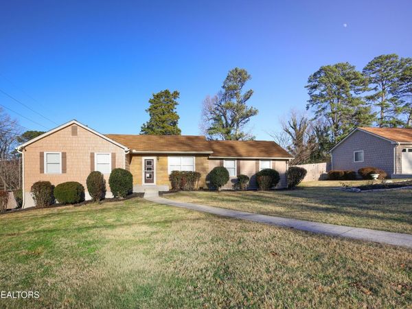 1400 Whitower Drive, Knoxville, TN 37919