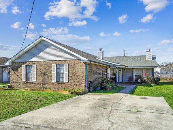 111 OMEGA Street, Belle Chasse, LA 70037