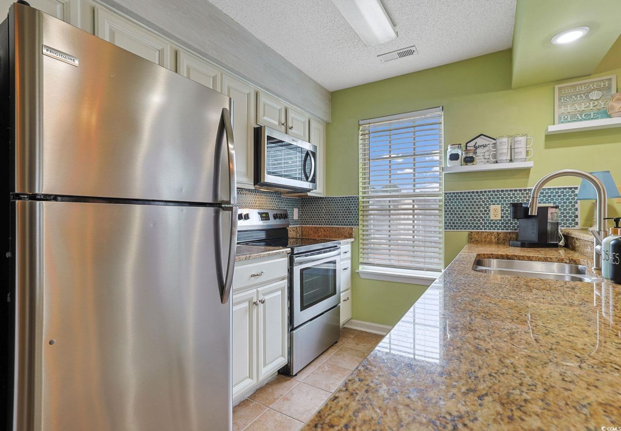 5000 Windsor Green Way Photo 9