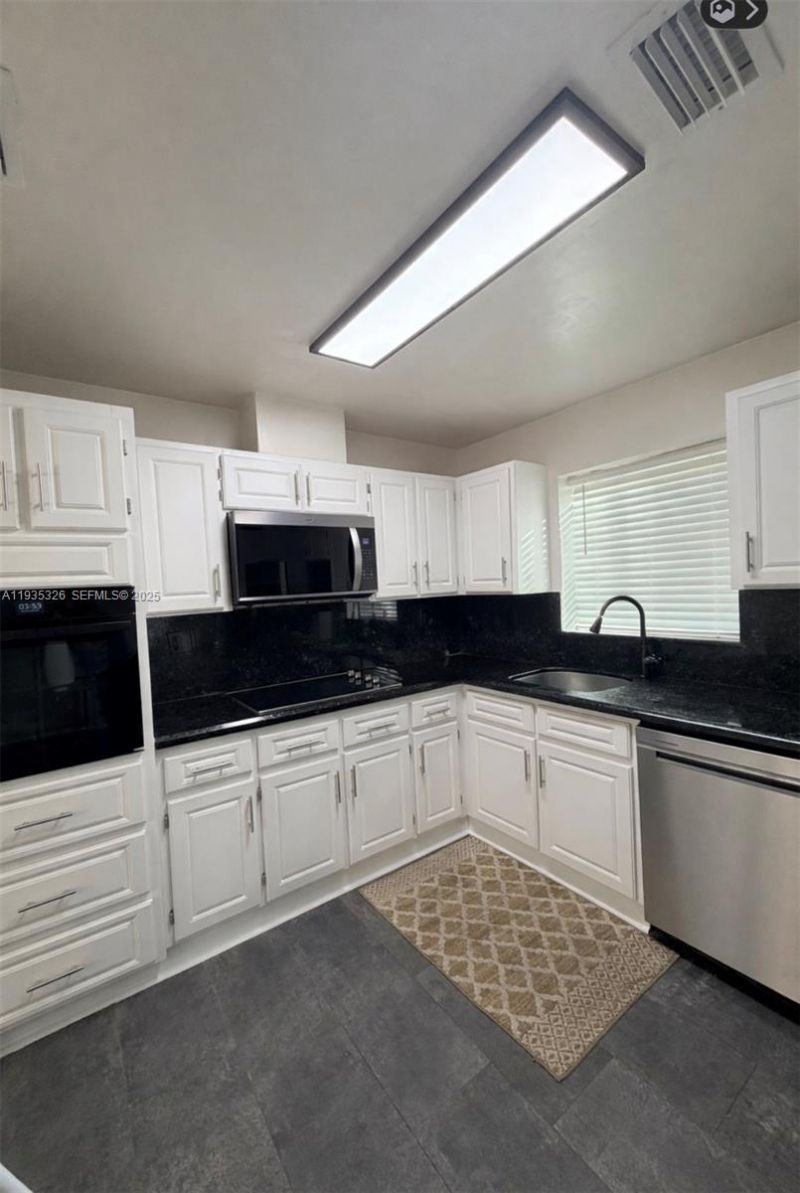 775 NW 177th Ter, Unit -, Miami Gardens, FL 33169 Photo