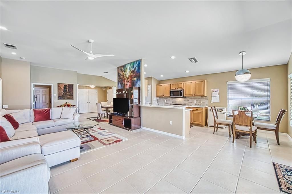 10017 Majestic Ave, Fort Myers, FL 33913 Photo