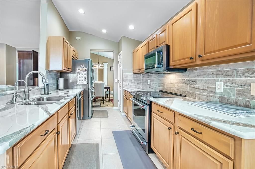 10017 Majestic Ave, Fort Myers, FL 33913 Photo