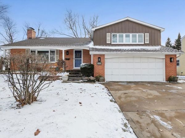 509 E Monterey Road, Palatine, IL 60074