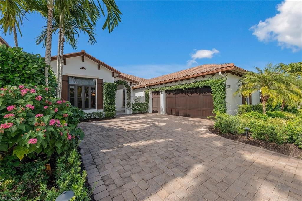 2243 Residence Cir, Naples, FL 34105 Photo