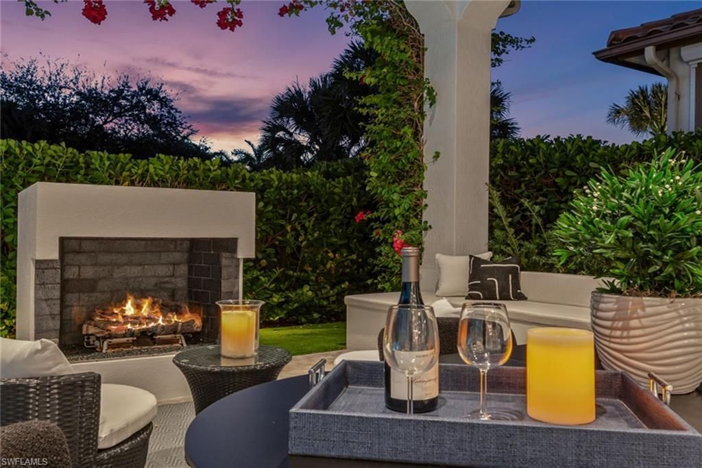 2243 Residence Cir, Naples, FL 34105 Photo