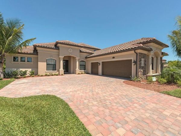 9560 Firenze CIR, NAPLES, FL 34113