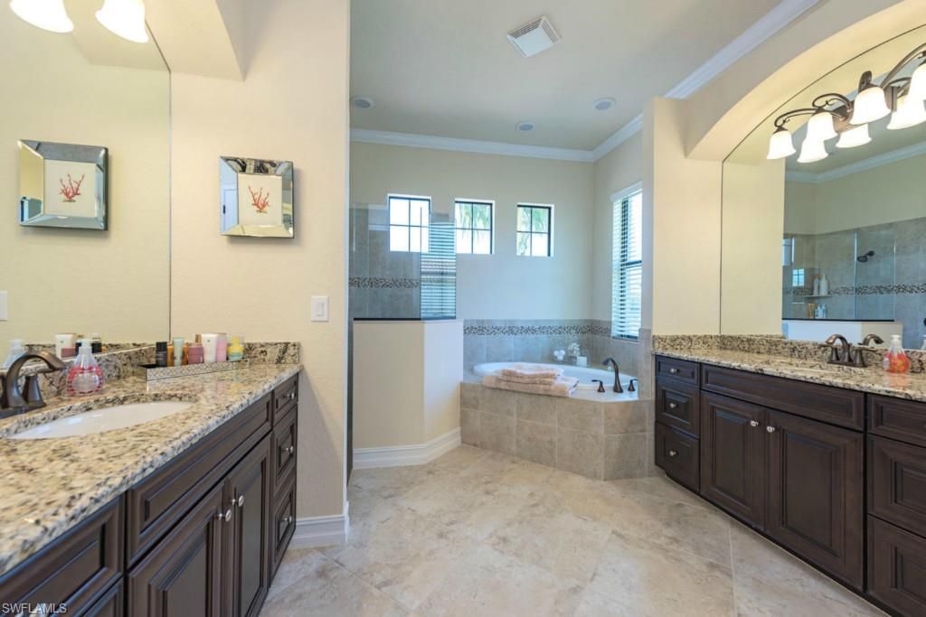 9560 Firenze Cir, Naples, FL 34113 Photo