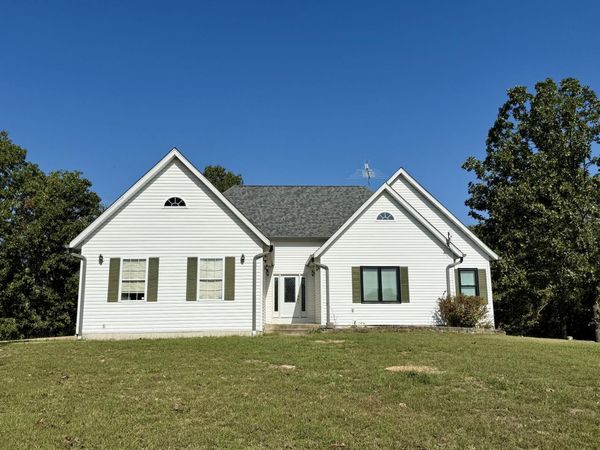 15306 Bucyrus Drive, Bucyrus, MO 65444