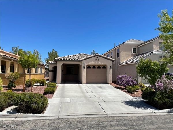 2050 TOWERING PINES Street, Las Vegas, NV 89135