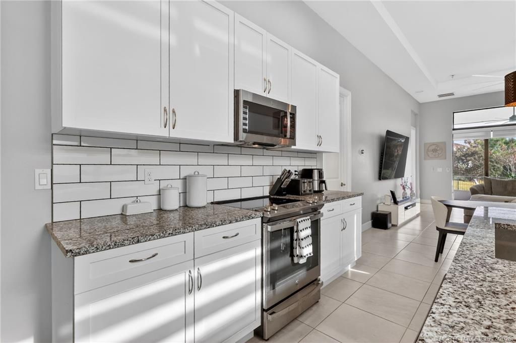 180 SE Via Bisento, Port Saint Lucie, FL 34952 Photo