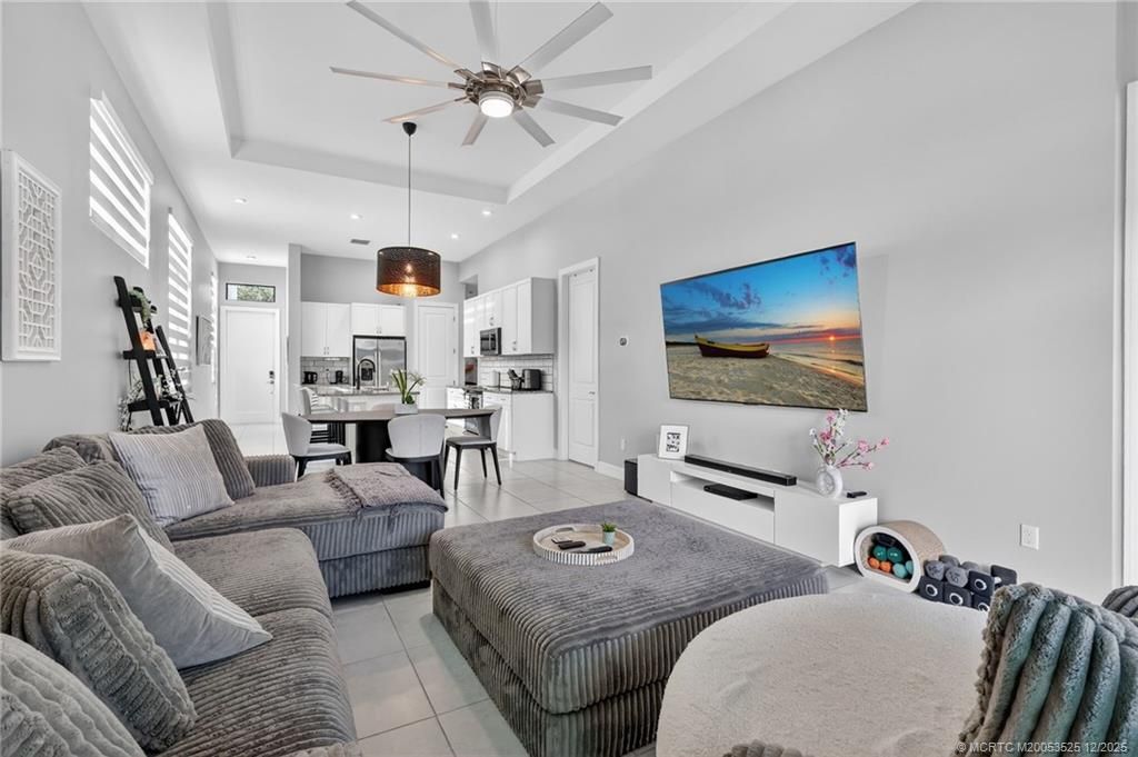 180 SE Via Bisento, Port Saint Lucie, FL 34952 Photo