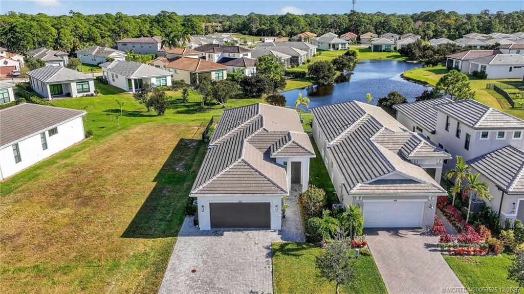 180 SE Via Bisento, Port Saint Lucie, FL 34952 Photo