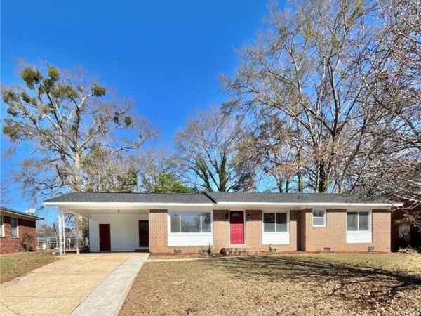 300 37 TH Place, Tuscaloosa, AL 35405