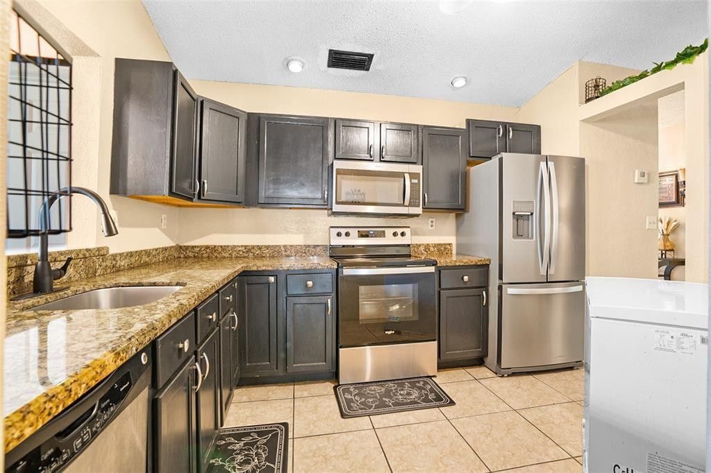 20239 NW 33rd Ct, Miami Gardens, FL 33056 Photo