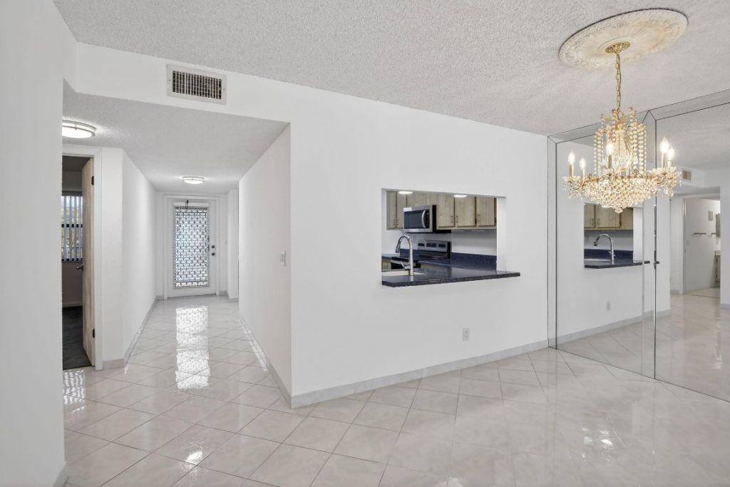 2606 NW 104th Ave, Unit 202, Sunrise, FL 33322 Photo