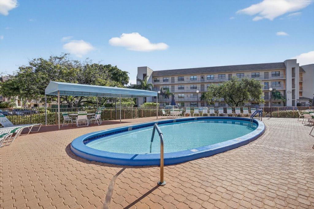 2606 NW 104th Ave, Unit 202, Sunrise, FL 33322 Photo