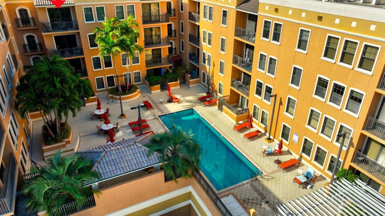 511 Lucerne Avenue, Unit 612, Lake Worth Beach, FL 33460 Photo