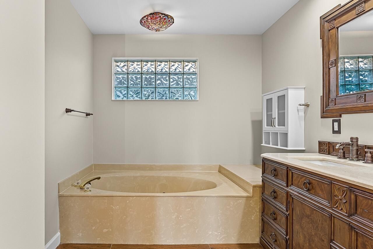 2431 SW Brookwood Lane, Palm City, FL 34990 Photo