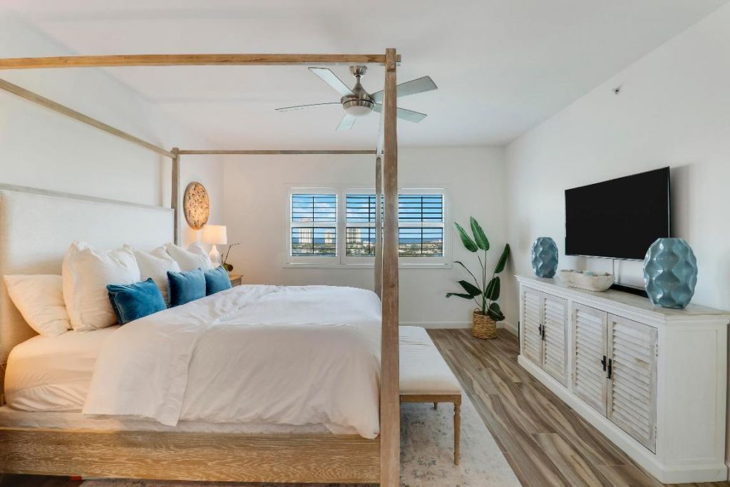 2640 Lake Shore Drive, Unit 1508, Riviera Beach, FL 33404 Photo