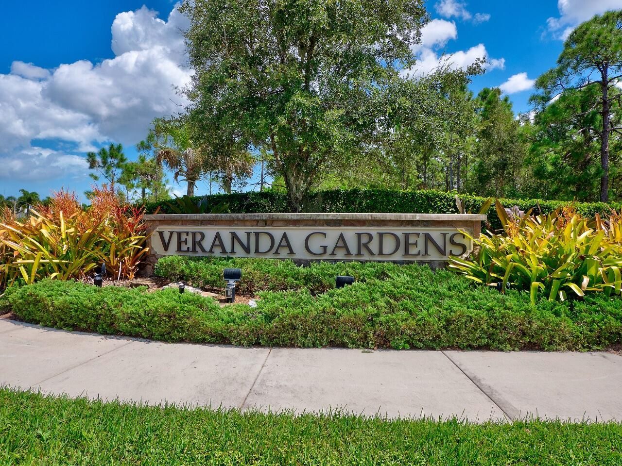 623 SE Villandry Way, Port Saint Lucie, FL 34984 Photo
