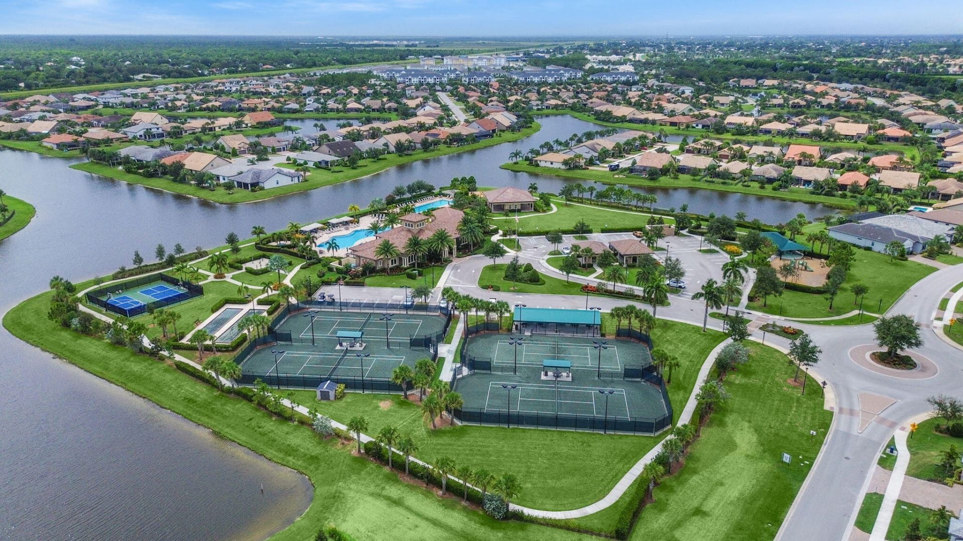 623 SE Villandry Way, Port Saint Lucie, FL 34984 Photo