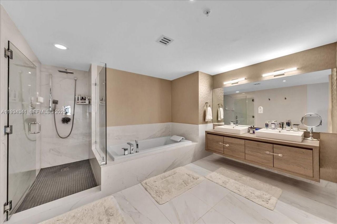 400 Sunny Isles Blvd, Unit 718, Sunny Isles Beach, FL 33160 Photo