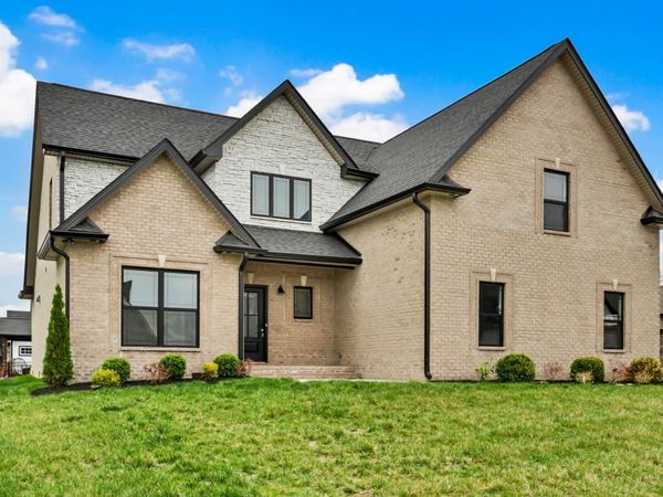 443 Spiderwort Dr, Clarksville, TN 37043