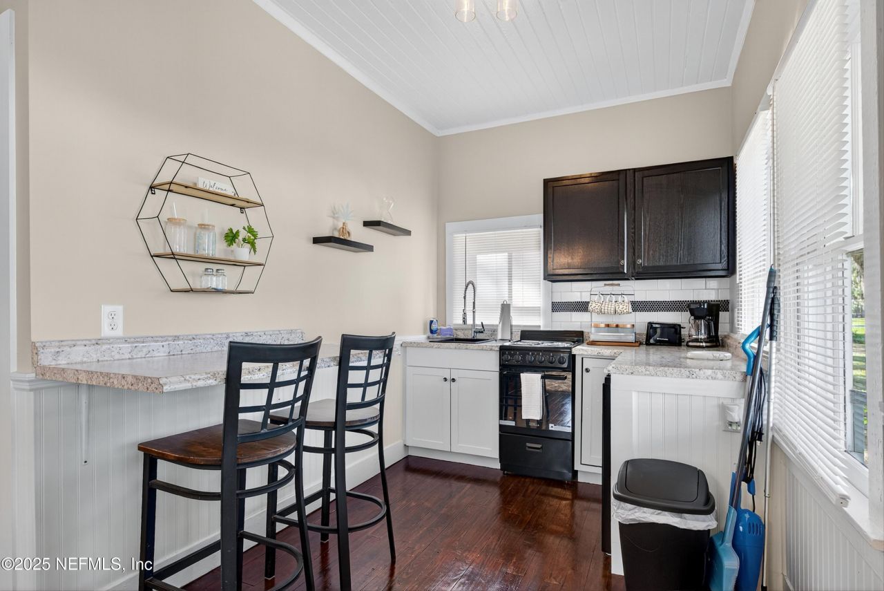 765 3rd Avenue, Welaka, FL 32189 Photo