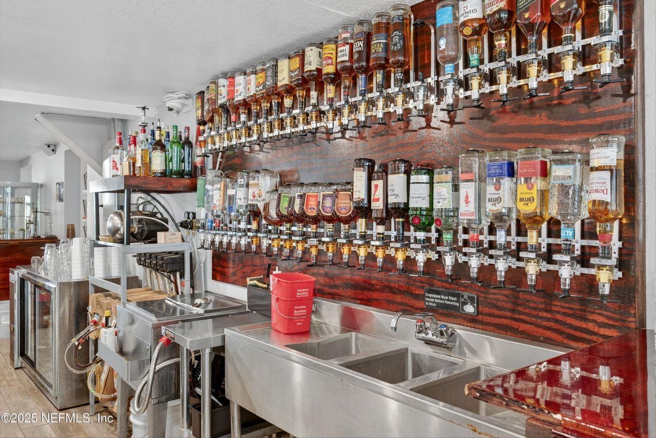 765 3rd Avenue, Welaka, FL 32189 Photo