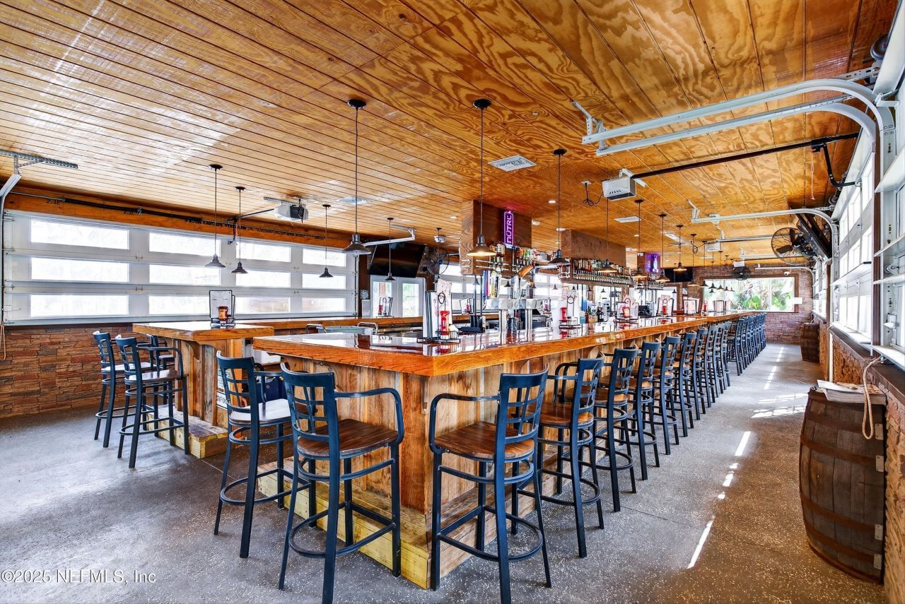 765 3rd Avenue, Welaka, FL 32189 Photo