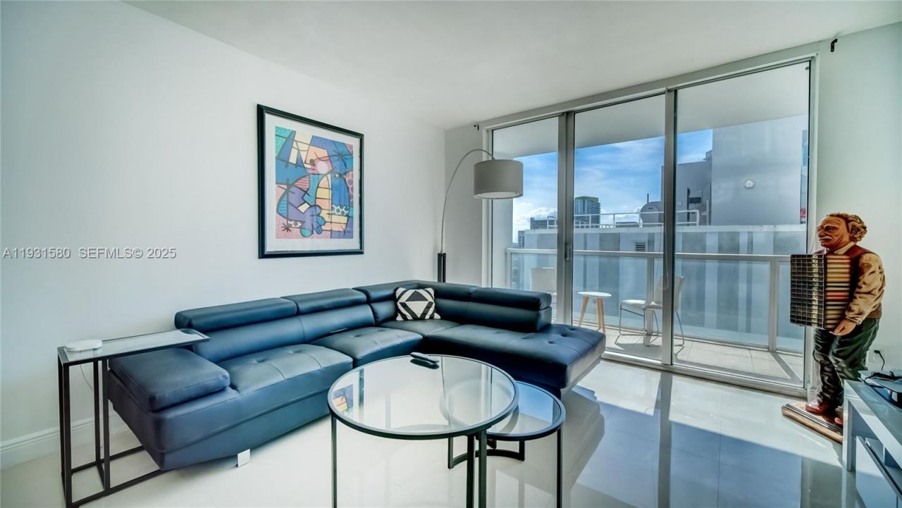 55 SE 6th St, Unit 2700, Miami, FL 33131 Photo