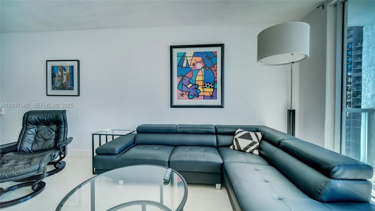 55 SE 6th St, Unit 2700, Miami, FL 33131 Photo