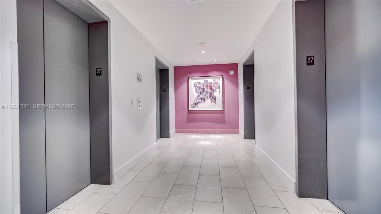 55 SE 6th St, Unit 2700, Miami, FL 33131 Photo