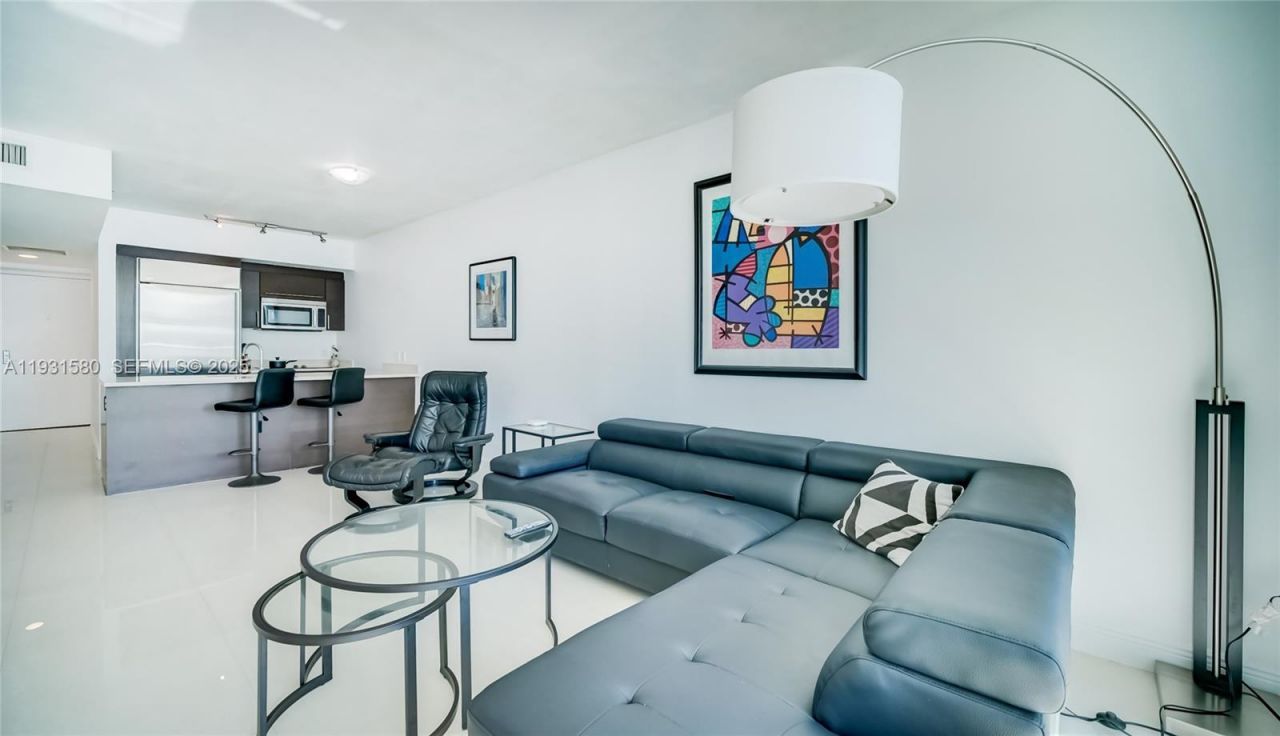 55 SE 6th St, Unit 2700, Miami, FL 33131 Photo