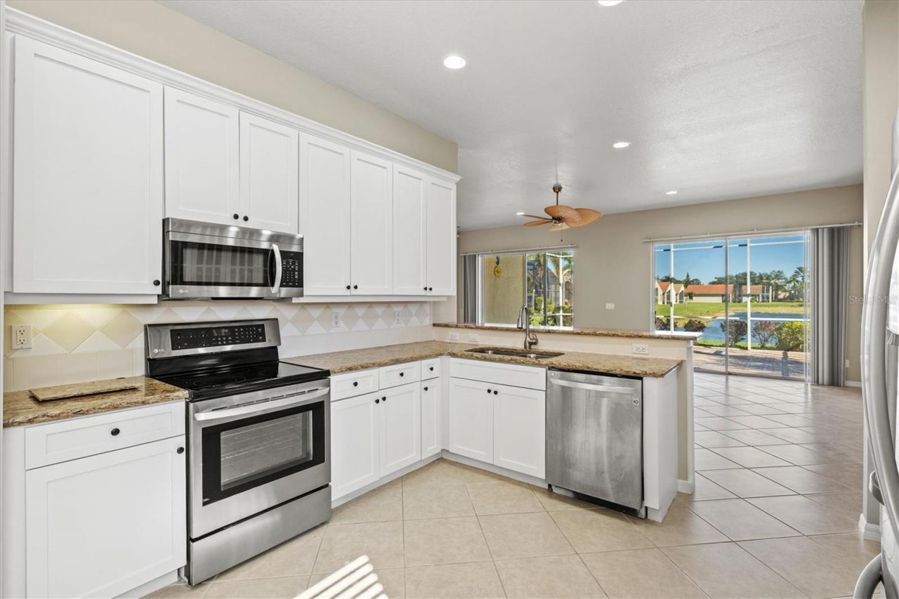 6511 43rd Court E, Sarasota, FL 34243 Photo