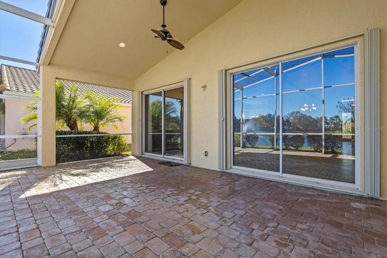 6511 43rd Court E, Sarasota, FL 34243 Photo